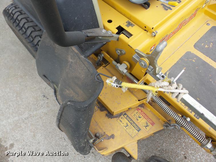 image for item K6389 2008 Hustler FasTrak 928502 lawn mower
