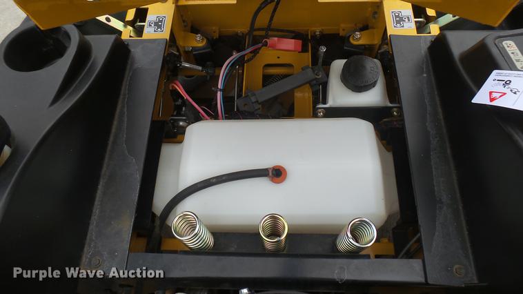 image for item EB9368 Hustler Raptor SD ZTR lawn mower