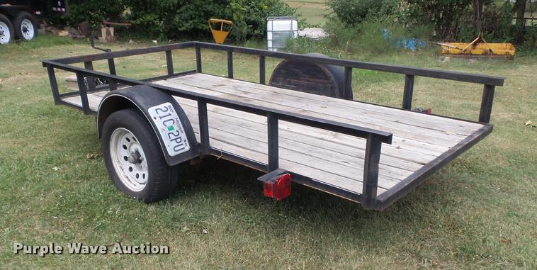 image for item CC9607 2008 Jerr tilt deck trailer
