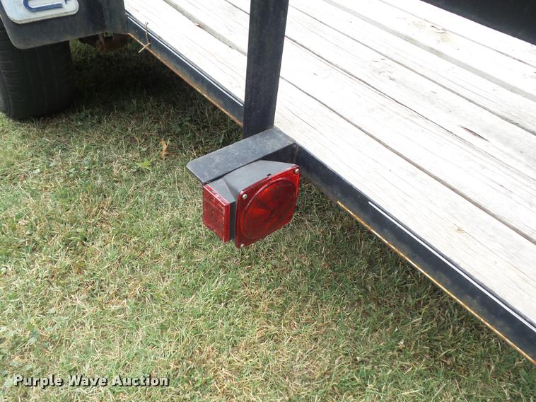 image for item CC9607 2008 Jerr tilt deck trailer