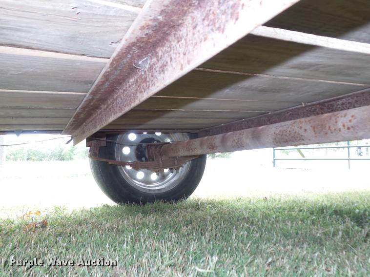 image for item CC9607 2008 Jerr tilt deck trailer