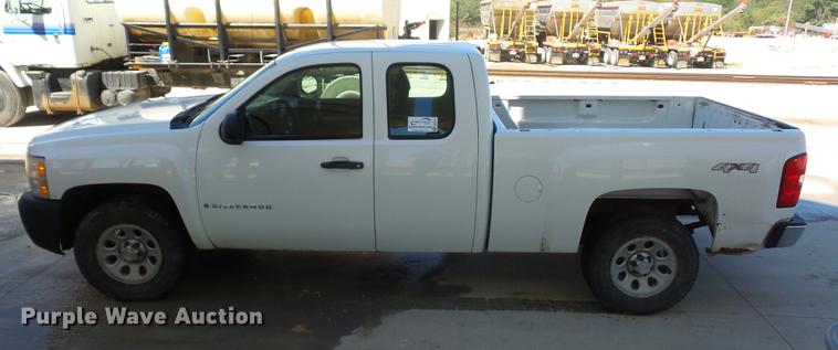 image for item DA0753 2008 Chevrolet Silverado 1500 Ext. Cab pickup truck