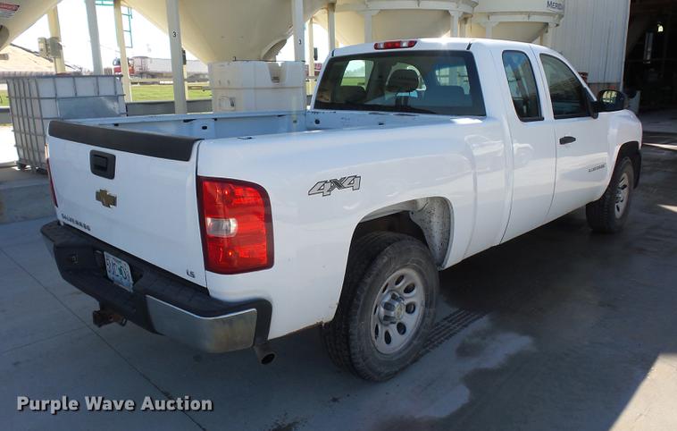 image for item DA0753 2008 Chevrolet Silverado 1500 Ext. Cab pickup truck