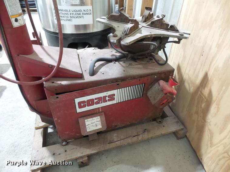 image for item DA0756 Coats 5065AX rim clamp tire machine