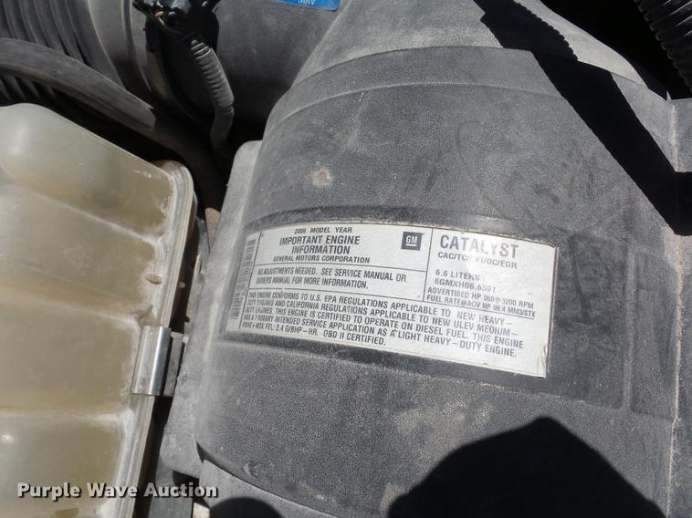 image for item DA0757 2006 Chevrolet Silverado 3500 Ext. Cab flatbed pickup truck