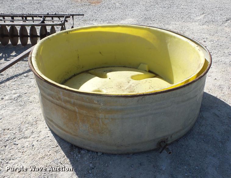 image for item DA0759 Water trough