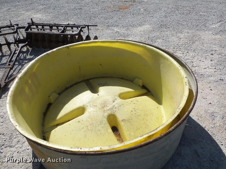 image for item DA0759 Water trough