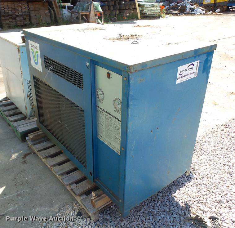 image for item DA0761 Vanair Systems RA500 compressed air dryer
