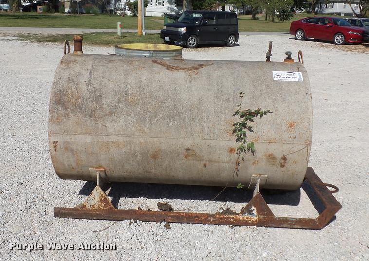 image for item DA0762 Fuel tank