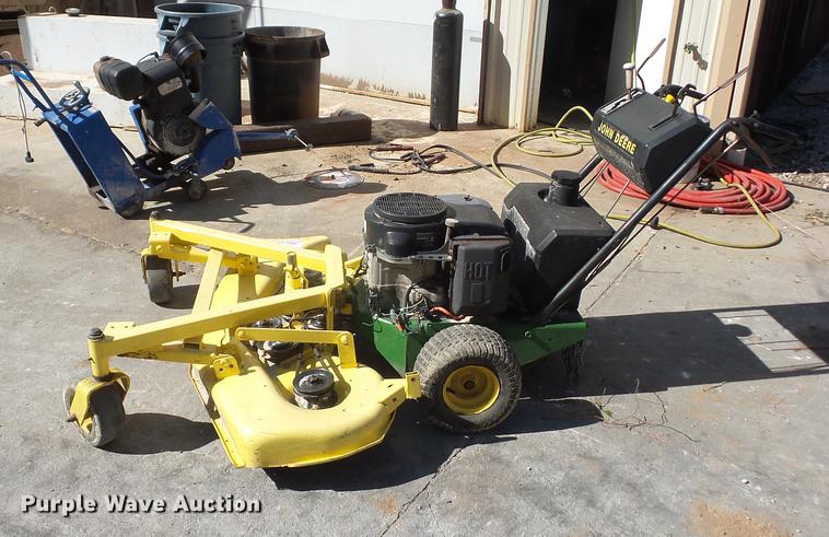 image for item DA0764 John Deere lawn mower
