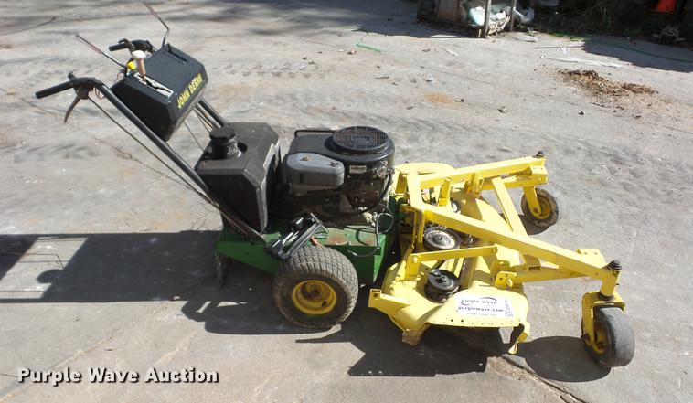 image for item DA0764 John Deere lawn mower