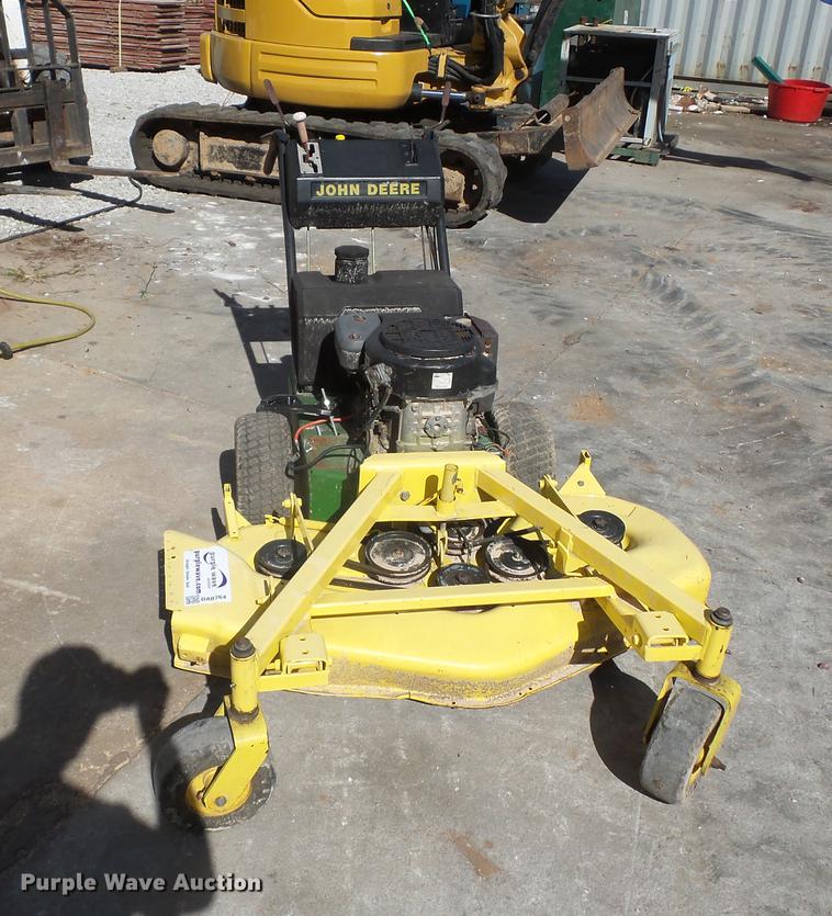image for item DA0764 John Deere lawn mower