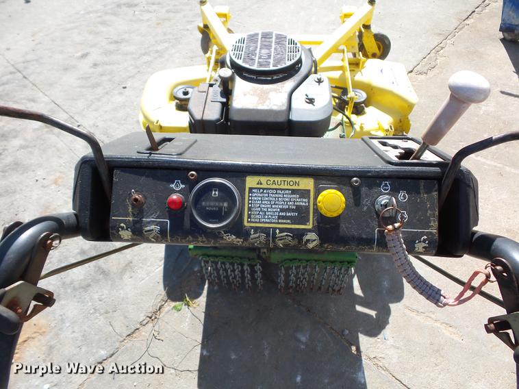 image for item DA0764 John Deere lawn mower