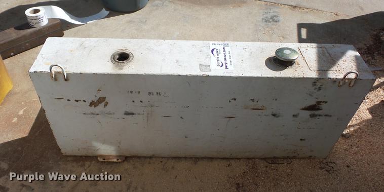 image for item DA0768 L-shaped fuel tan