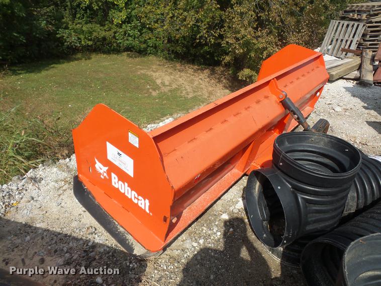 Bobcat snow bucket in Sibley, MO Item DA0787 sold Purple Wave