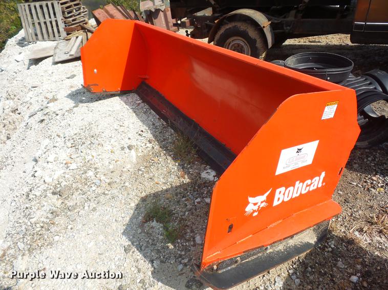 Bobcat snow bucket in Sibley, MO Item DA0787 sold Purple Wave