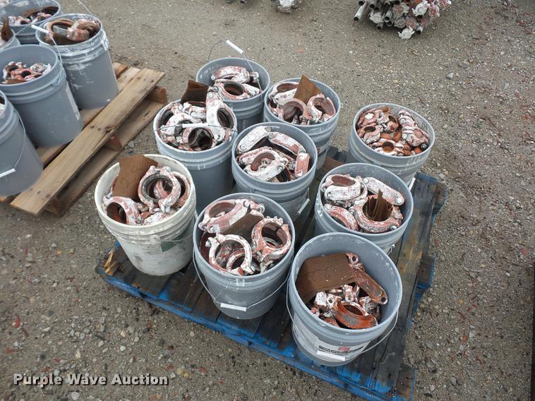 image for item DA0849 (4) pallets sprinkler pipe fittings and couplers