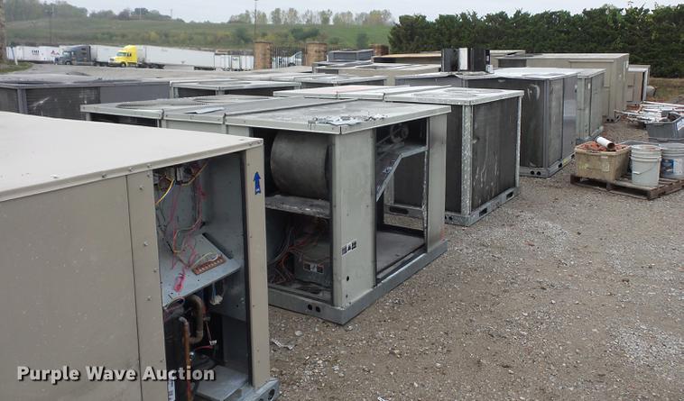 image for item DA0860 Approximately 23 air conditioners