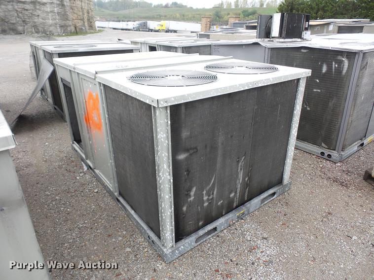 image for item DA0860 Approximately 23 air conditioners
