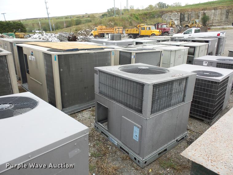 image for item DA0860 Approximately 23 air conditioners