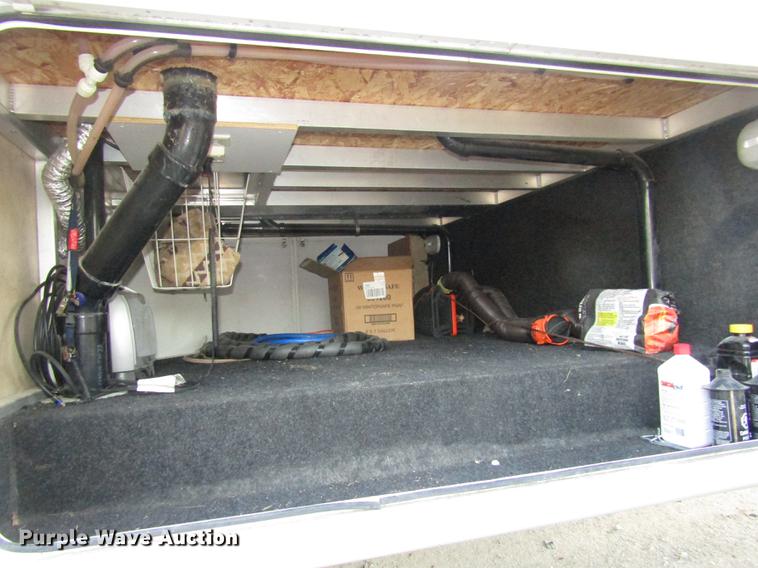 image for item DA3164 2007 Montana 3400RL camper