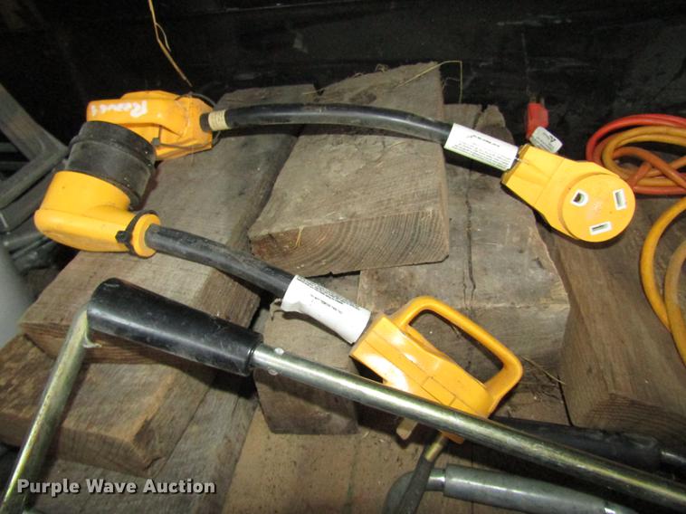 image for item DA3164 2007 Montana 3400RL camper