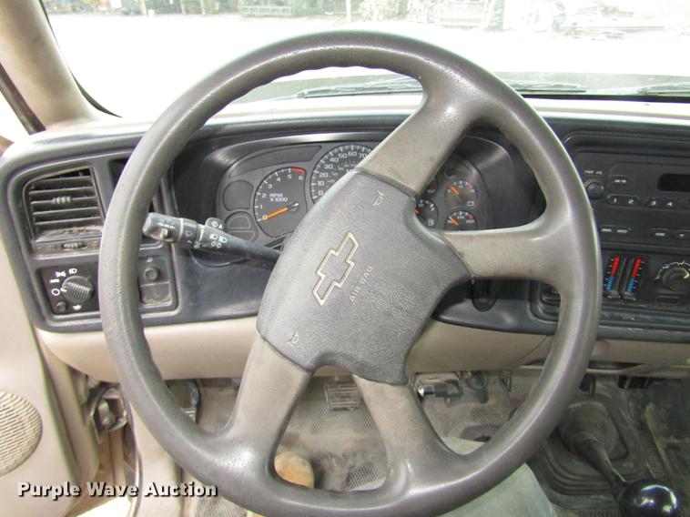 image for item DA3181 2005 Chevrolet Silverado 2500HD pickup truck