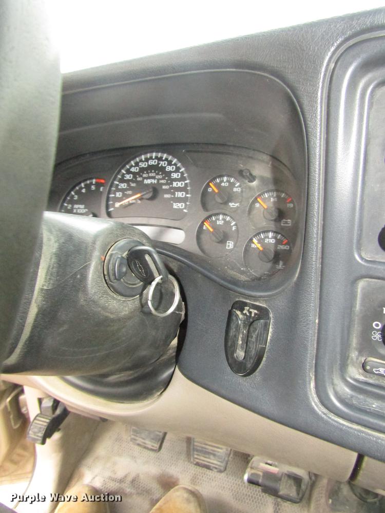 image for item DA3181 2005 Chevrolet Silverado 2500HD pickup truck