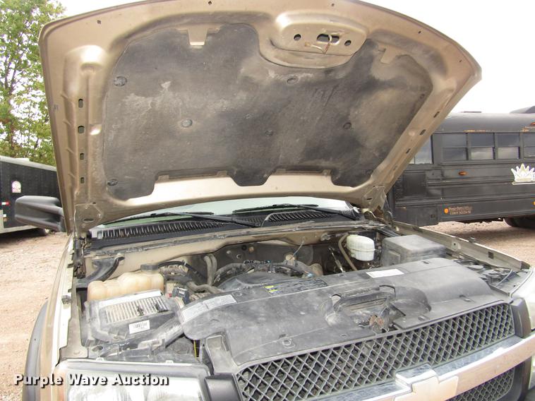 image for item DA3181 2005 Chevrolet Silverado 2500HD pickup truck