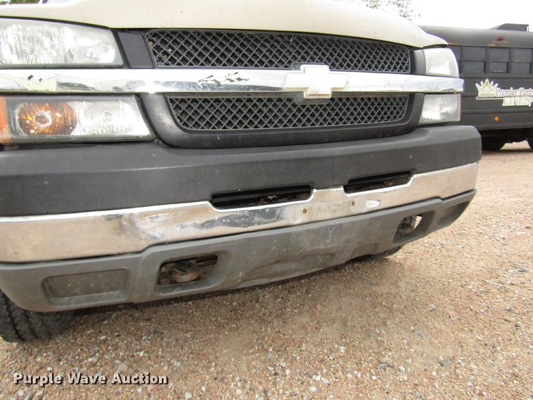 image for item DA3181 2005 Chevrolet Silverado 2500HD pickup truck
