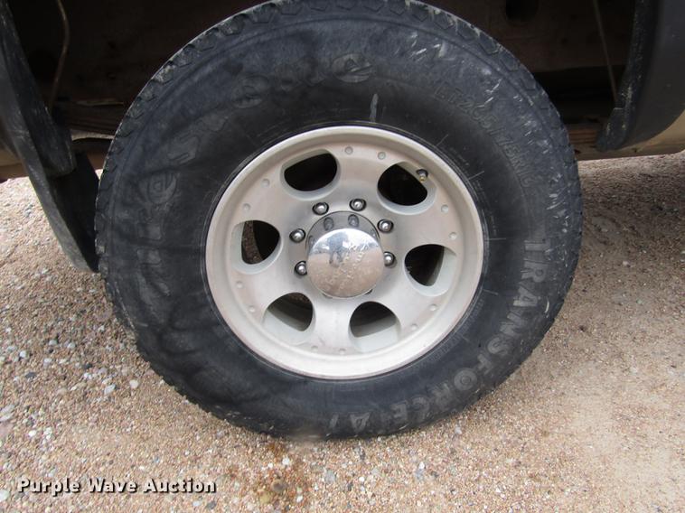 image for item DA3181 2005 Chevrolet Silverado 2500HD pickup truck