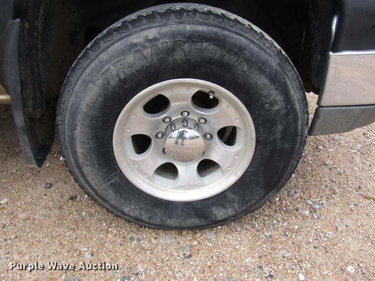 image for item DA3181 2005 Chevrolet Silverado 2500HD pickup truck