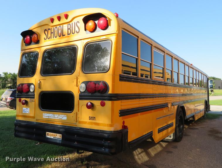 image for item DA5636 2000 Blue Bird TC2000 school bus