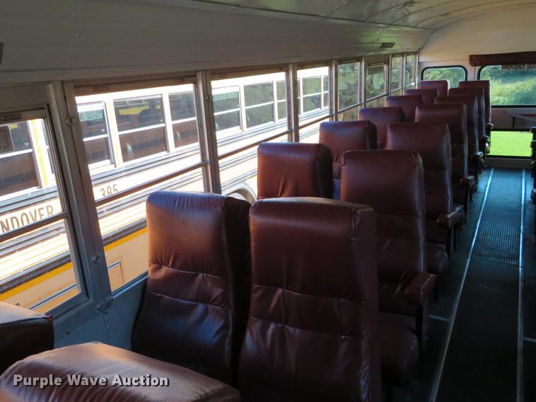 image for item DA5636 2000 Blue Bird TC2000 school bus