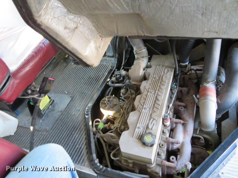 image for item DA5636 2000 Blue Bird TC2000 school bus