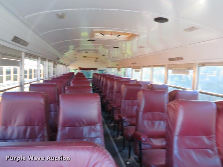 image for item DA5636 2000 Blue Bird TC2000 school bus