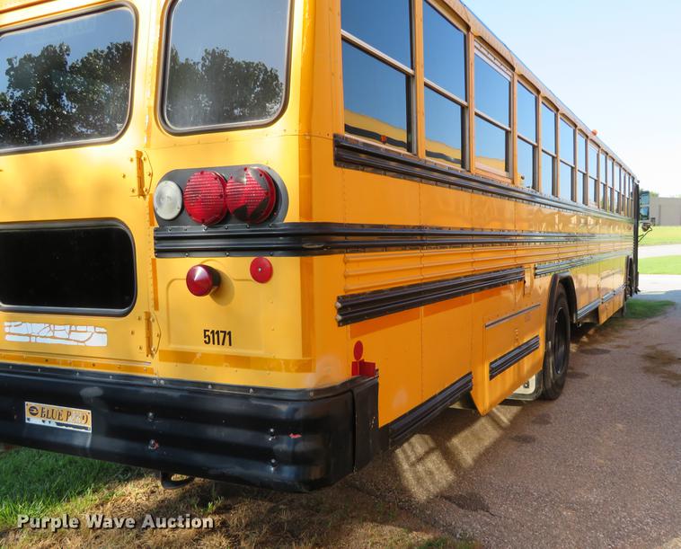 image for item DA5636 2000 Blue Bird TC2000 school bus