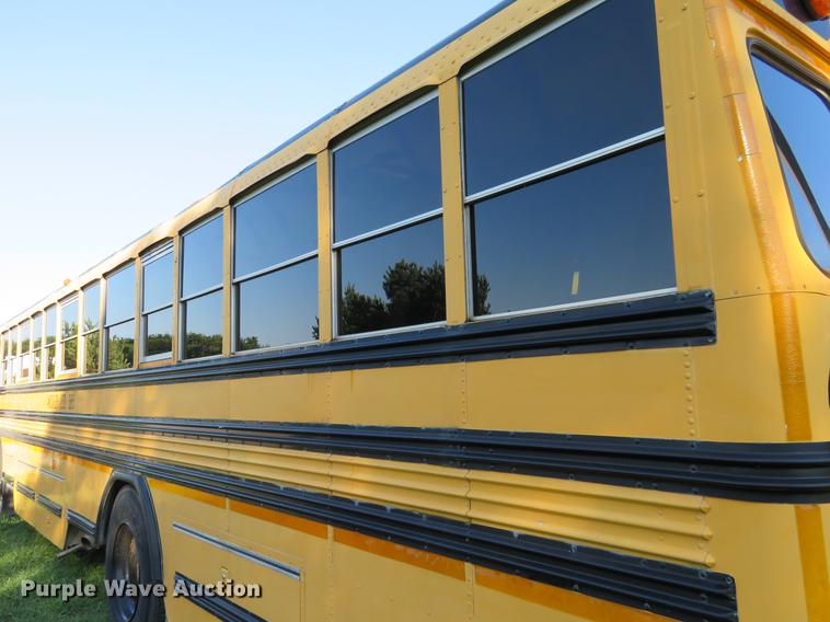 image for item DA5636 2000 Blue Bird TC2000 school bus