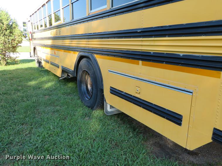 image for item DA5636 2000 Blue Bird TC2000 school bus