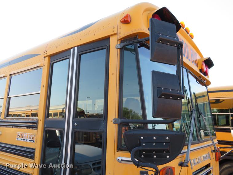 image for item DA5637 2000 Blue Bird TC2000 school bus
