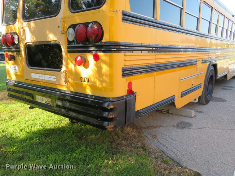 image for item DA5637 2000 Blue Bird TC2000 school bus