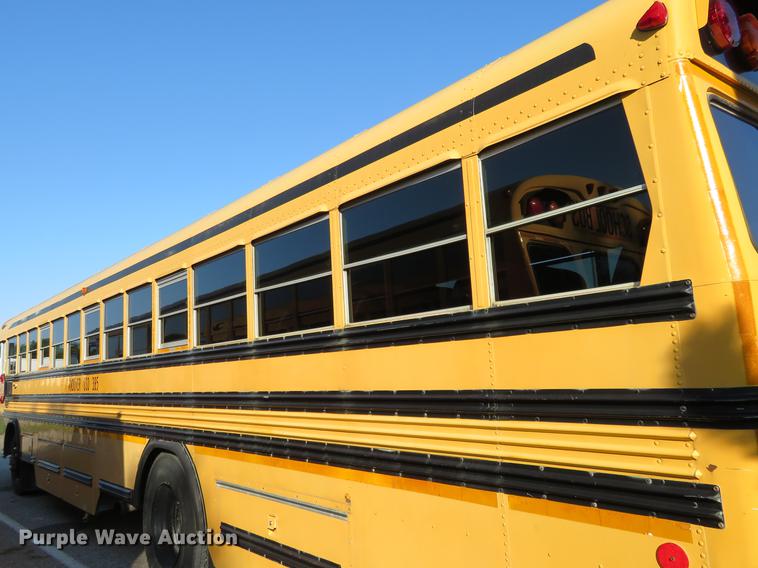 image for item DA5637 2000 Blue Bird TC2000 school bus