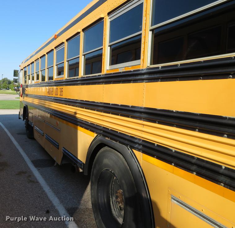 image for item DA5637 2000 Blue Bird TC2000 school bus