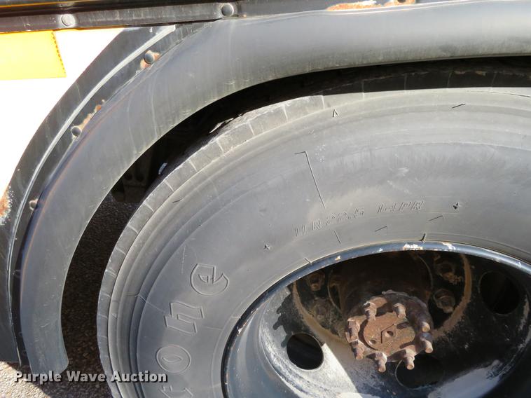 image for item DA5637 2000 Blue Bird TC2000 school bus