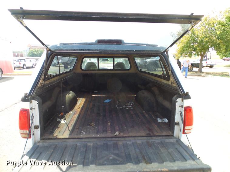 image for item DA6892 1999 Dodge Dakota pickup truck