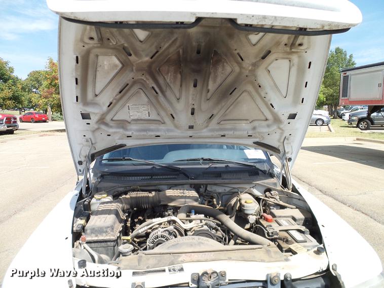 image for item DA6896 1999 Dodge Dakota Club Cab pickup truck