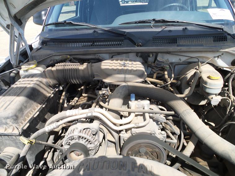 image for item DA6896 1999 Dodge Dakota Club Cab pickup truck