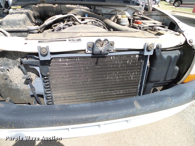 image for item DA6896 1999 Dodge Dakota Club Cab pickup truck