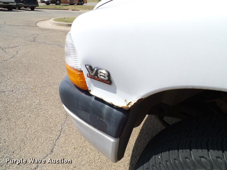 image for item DA6896 1999 Dodge Dakota Club Cab pickup truck