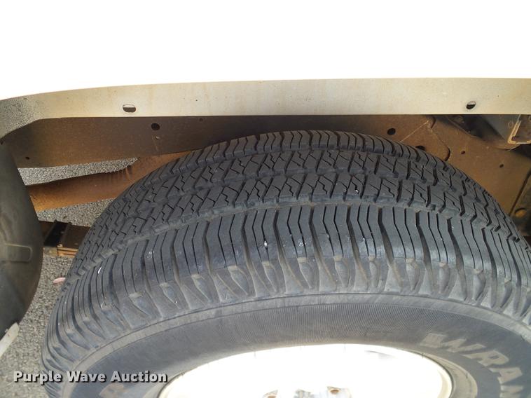 image for item DA6896 1999 Dodge Dakota Club Cab pickup truck